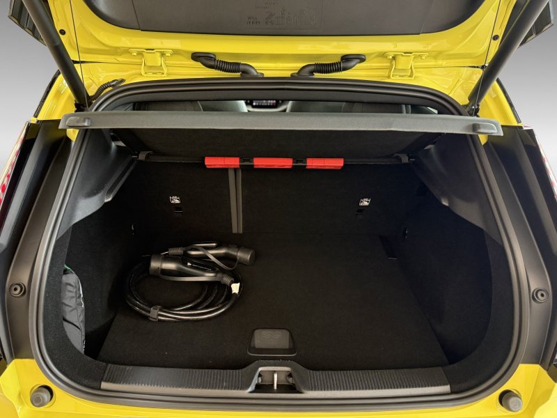 Volvo EX30 – Bild 12