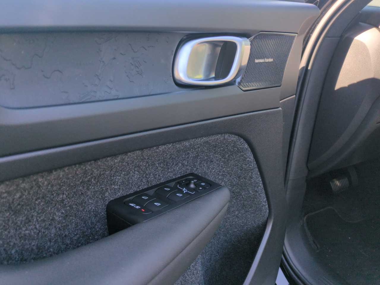 Volvo EX40 – Bild 9