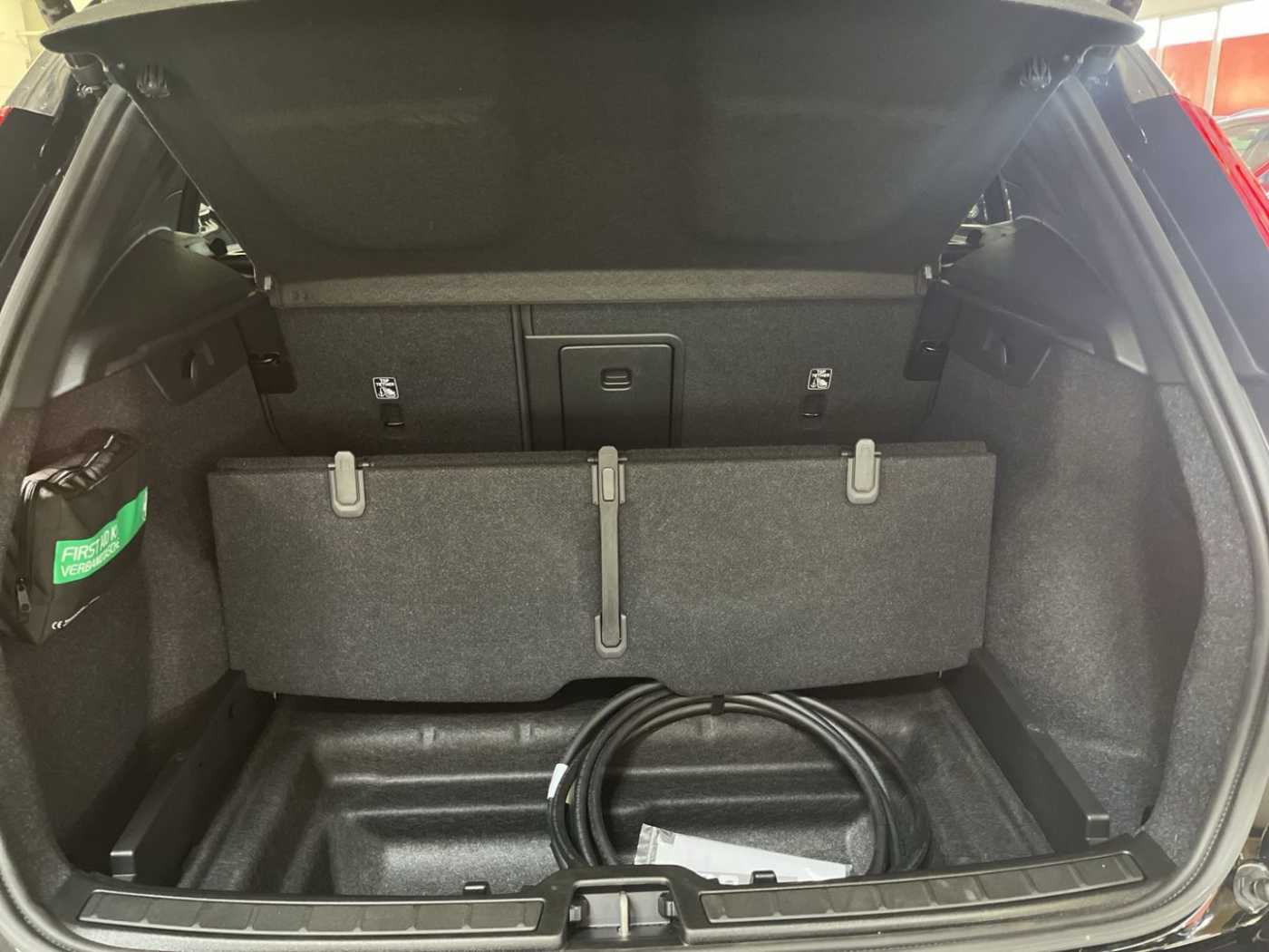 Volvo EX40 – Bild 11