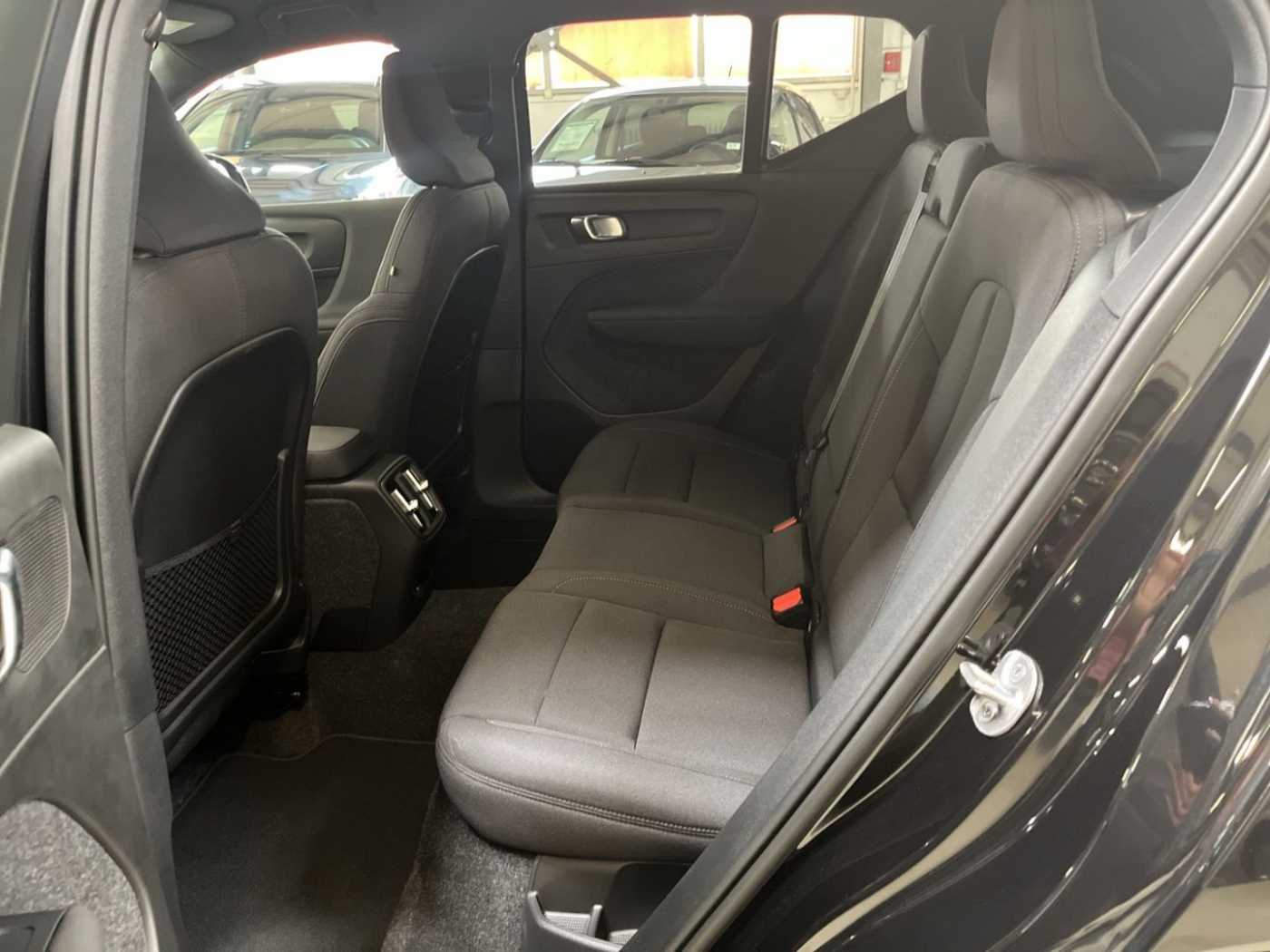 Volvo EX40 – Bild 14