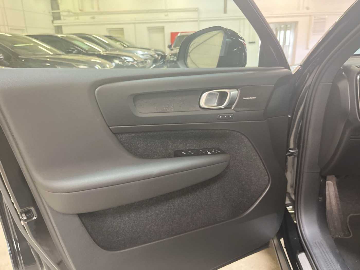 Volvo EX40 – Bild 19