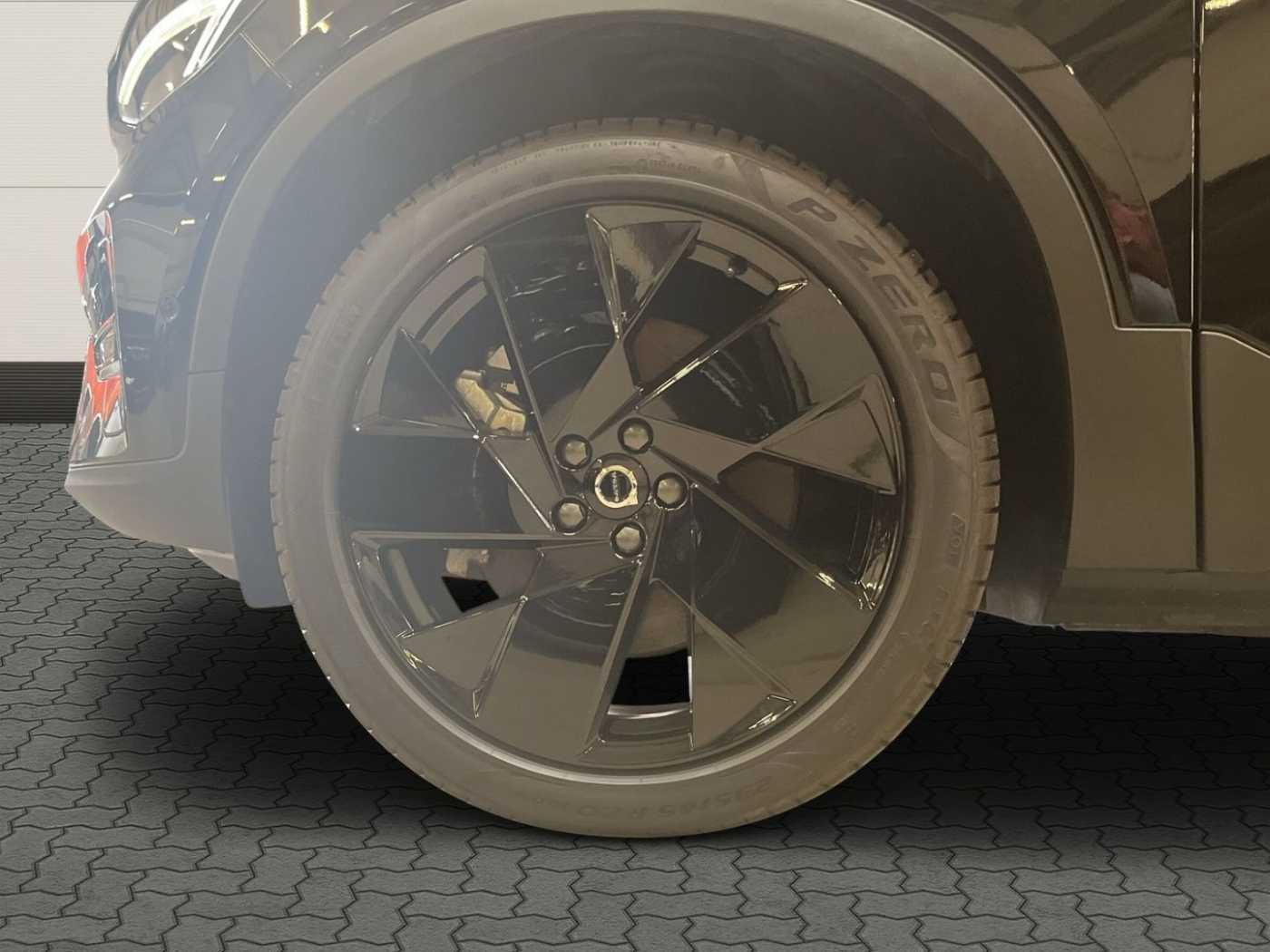 Volvo EX40 – Bild 9