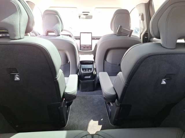 Volvo EX90 – Bild 15