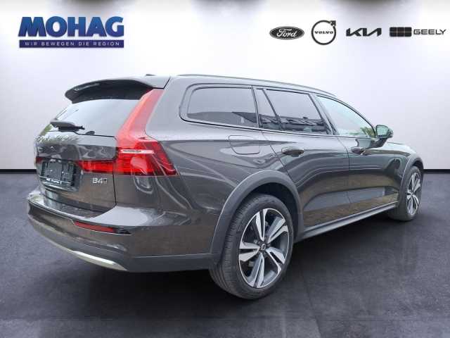 Volvo V60 Cross Country – Bild 3