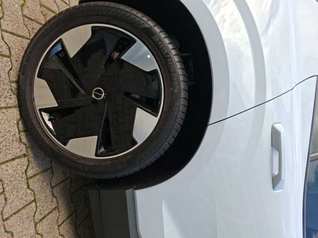 Volvo EX30 – Bild 13