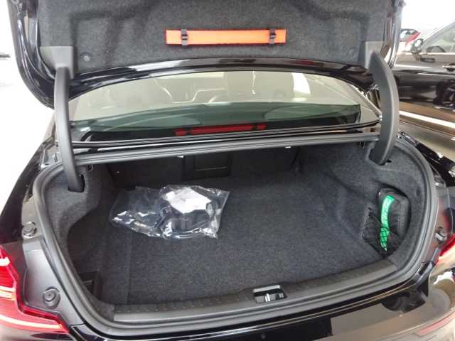 Volvo S60 – Bild 4