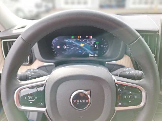 Volvo XC60 – Bild 8
