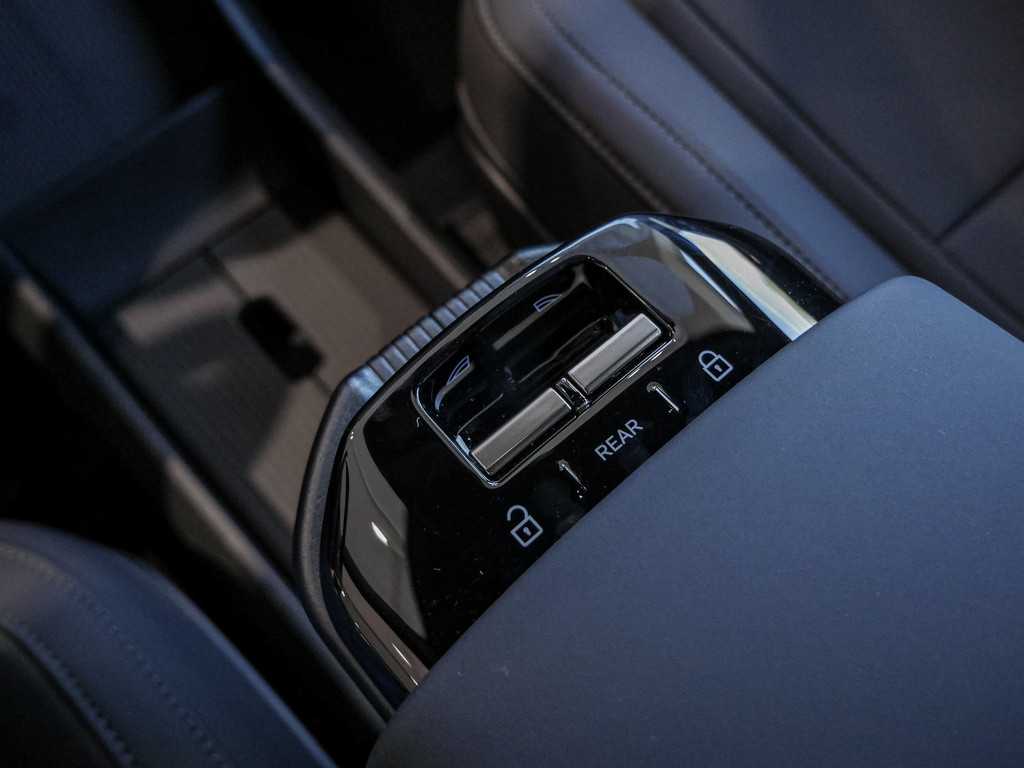 Volvo EX30 – Bild 14
