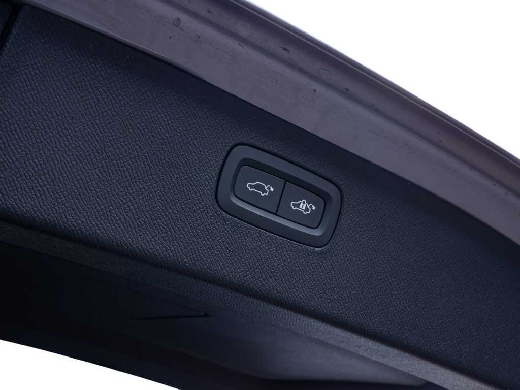Volvo XC90 – Bild 10