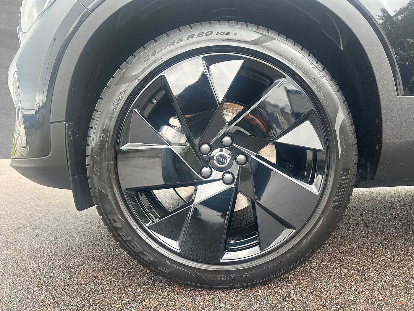 Volvo XC40 – Bild 2