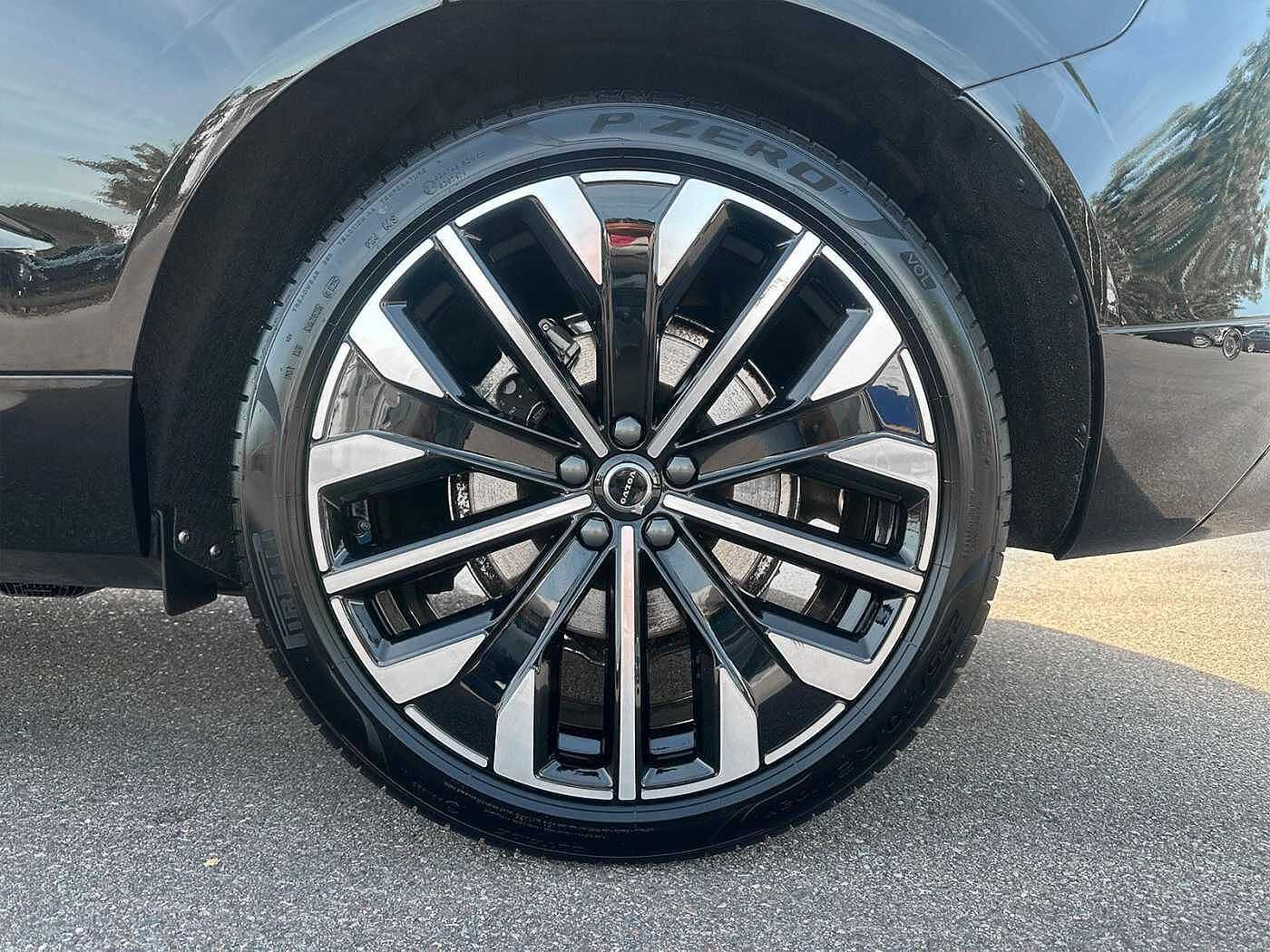 Volvo XC60 – Bild 2