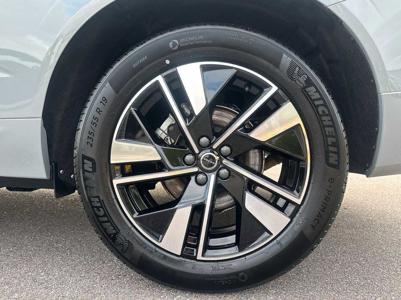 Volvo XC60 – Bild 2