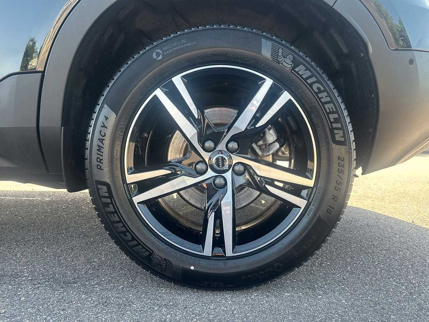 Volvo XC40 – Bild 2