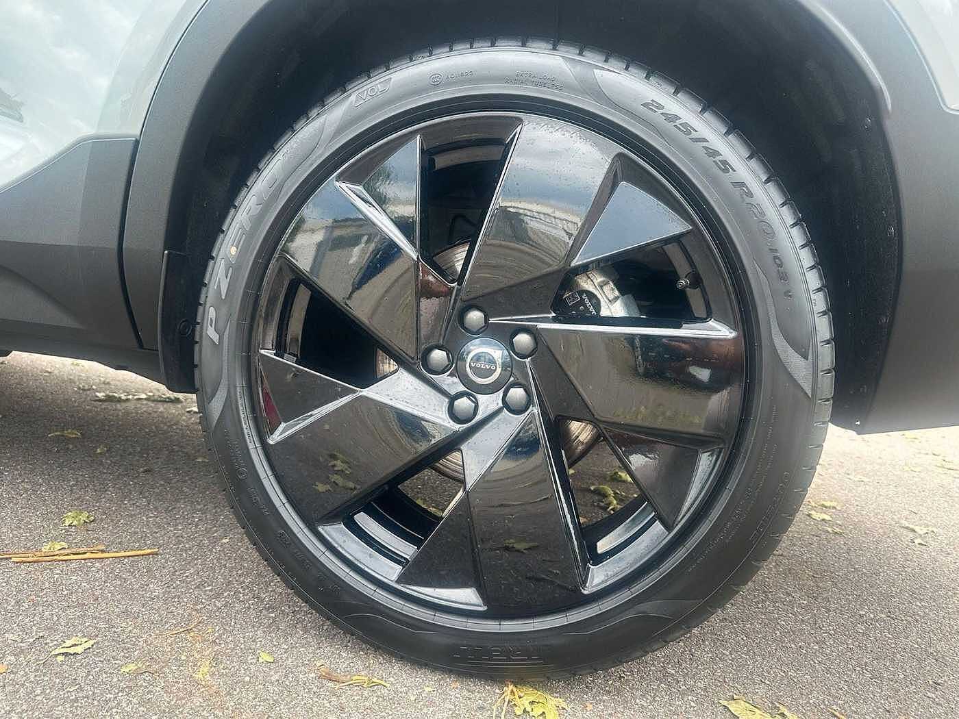 Volvo XC40 – Bild 2
