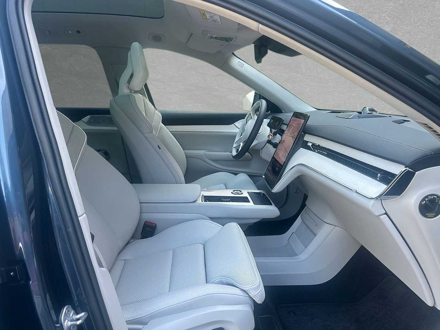 Volvo EX90 – Bild 4