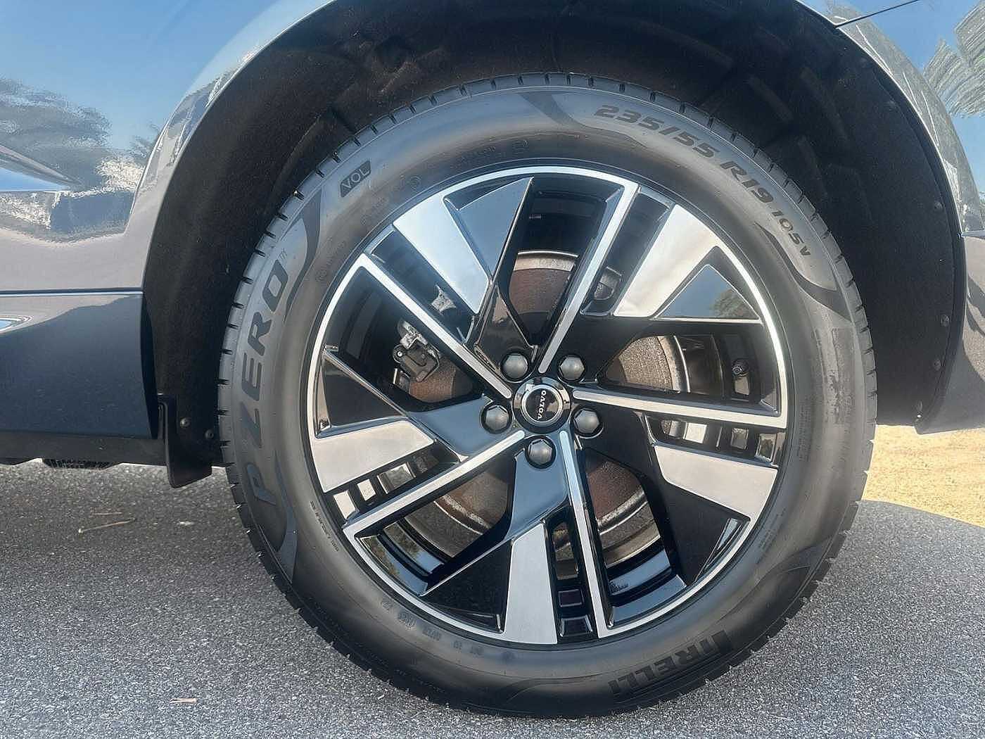 Volvo XC60 – Bild 2