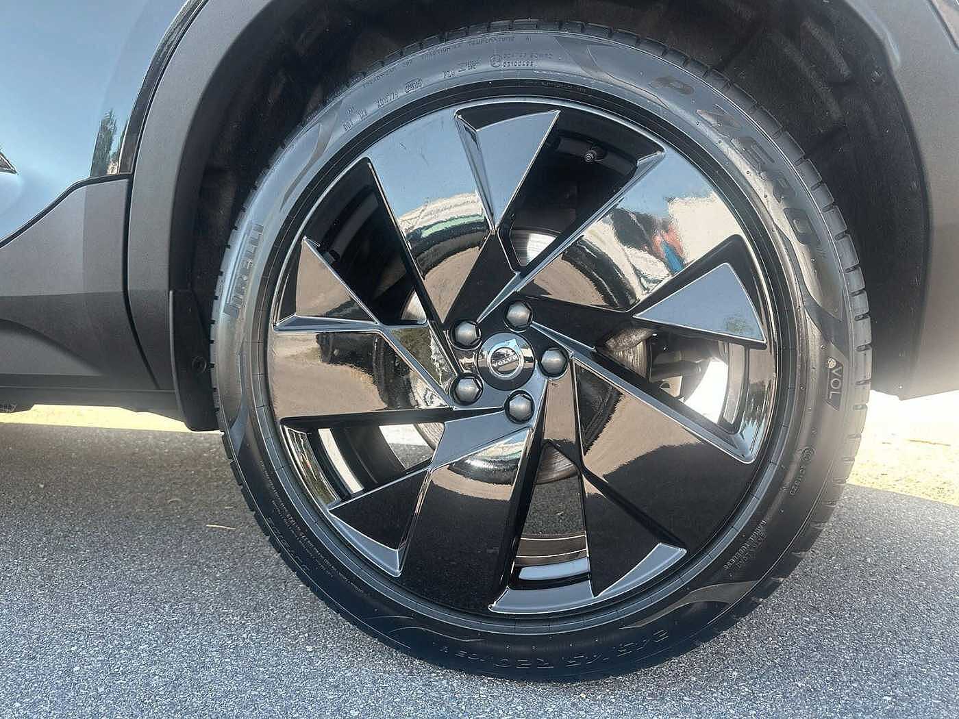 Volvo XC40 – Bild 2