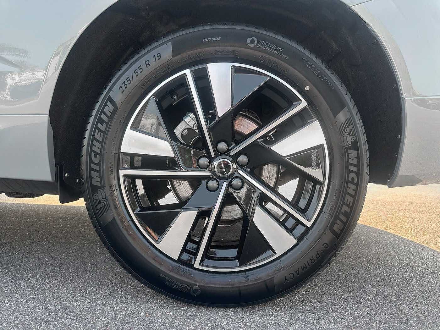 Volvo XC60 – Bild 2