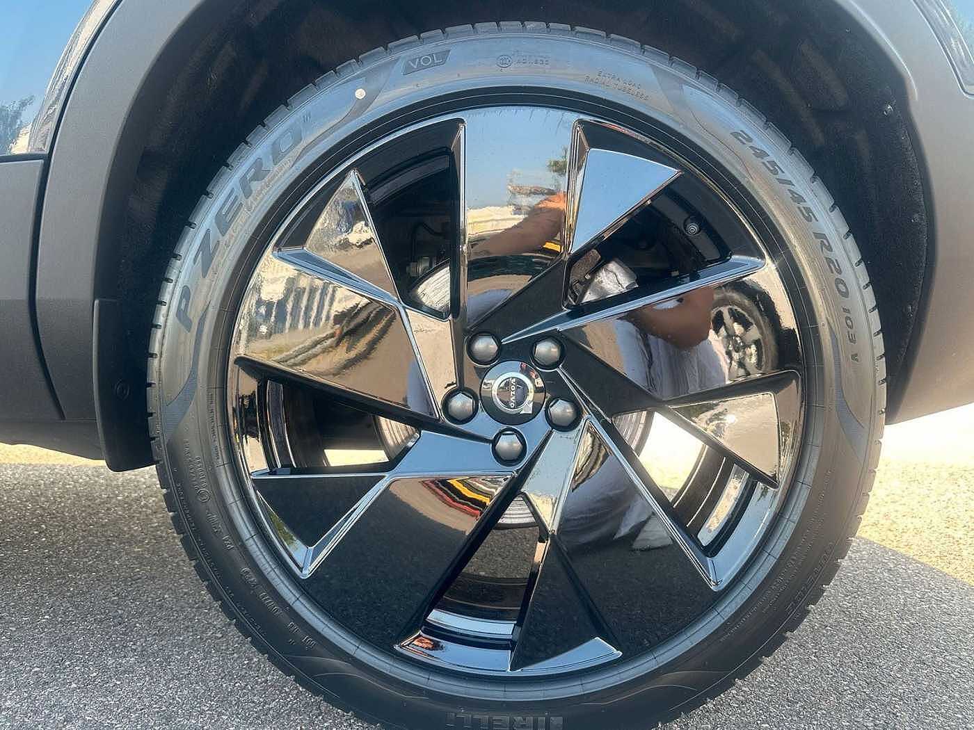 Volvo XC40 – Bild 2
