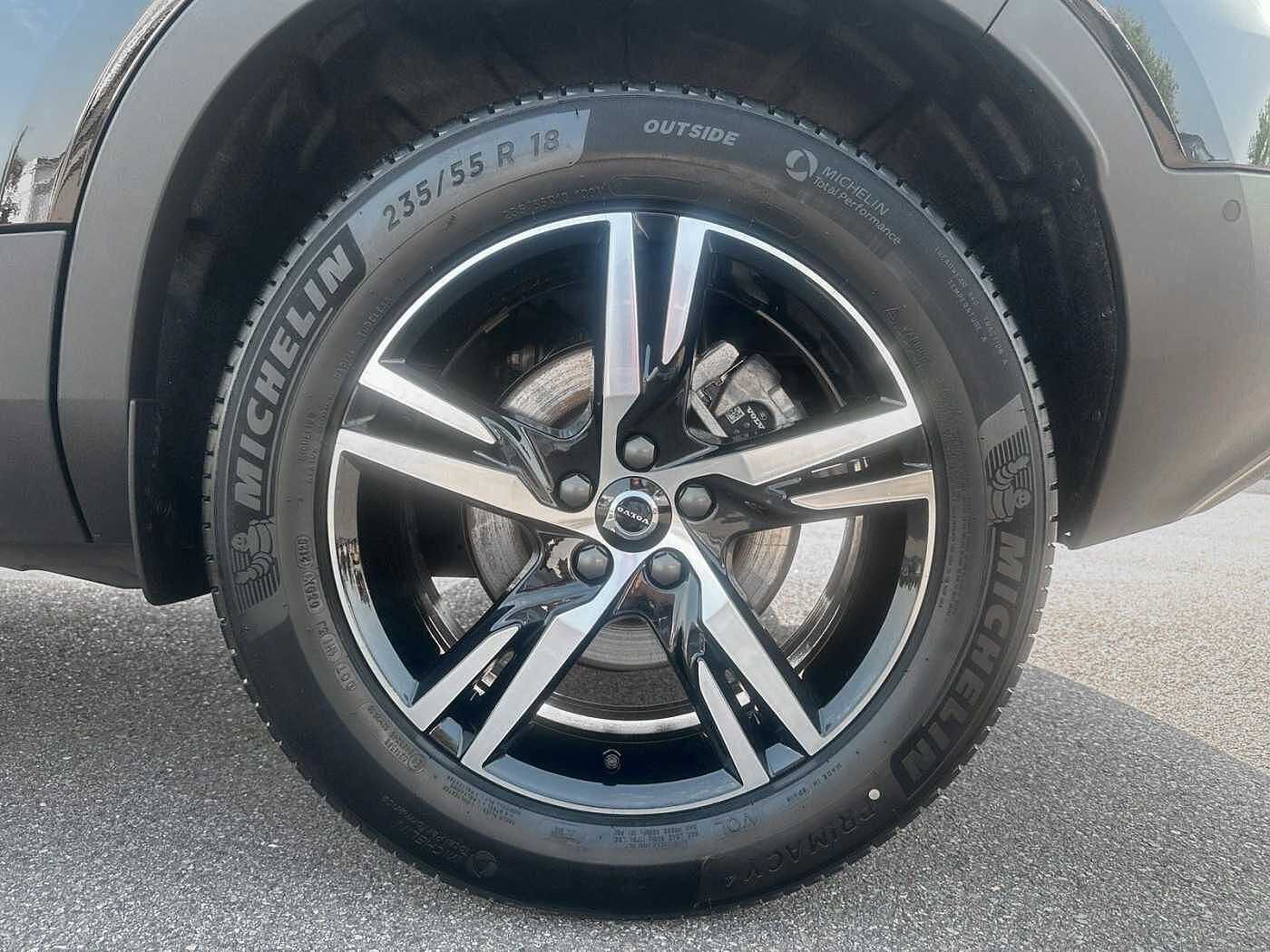 Volvo XC40 – Bild 2