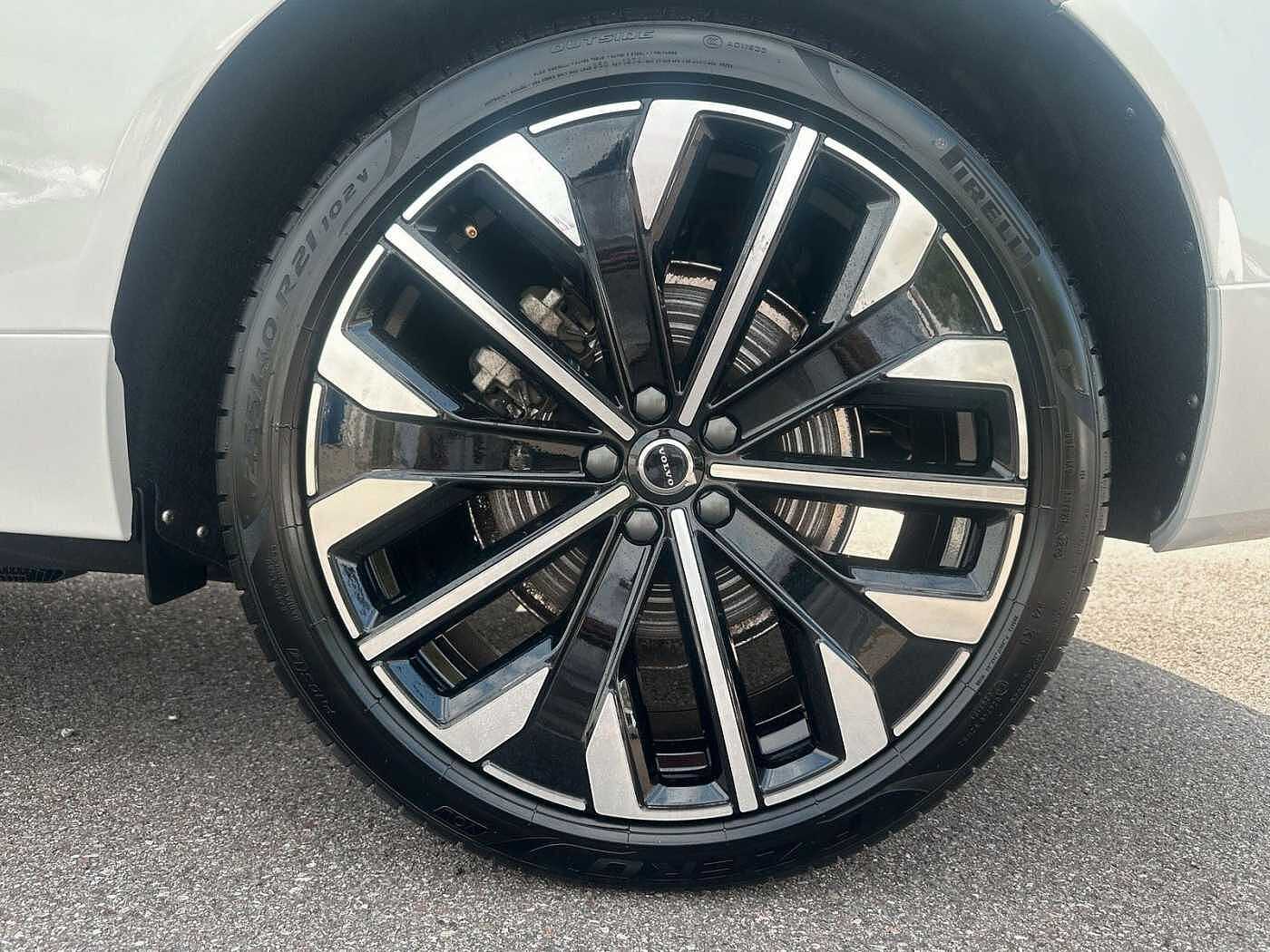 Volvo XC60 – Bild 2