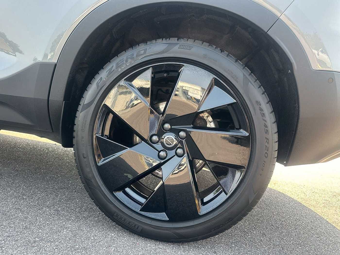 Volvo XC40 – Bild 2