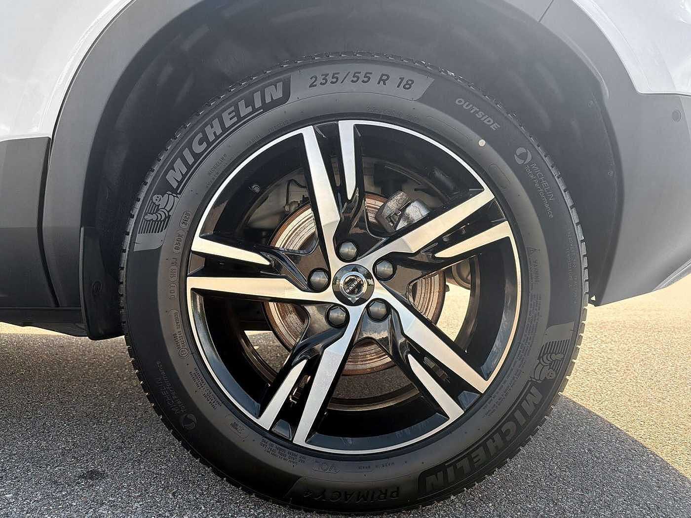 Volvo XC40 – Bild 2