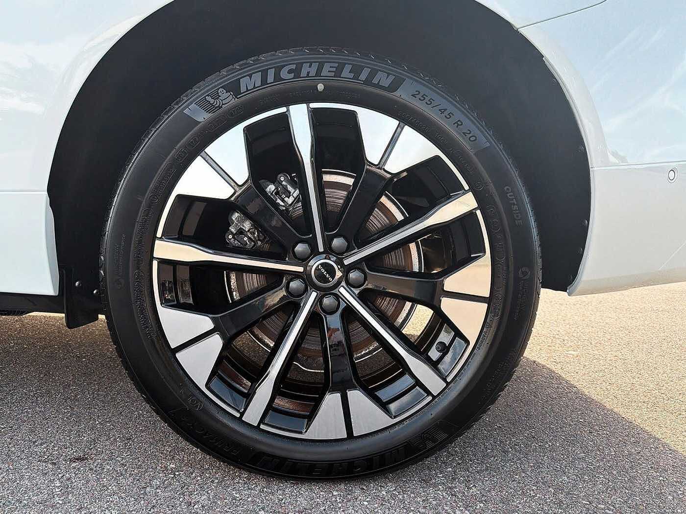 Volvo XC60 – Bild 2