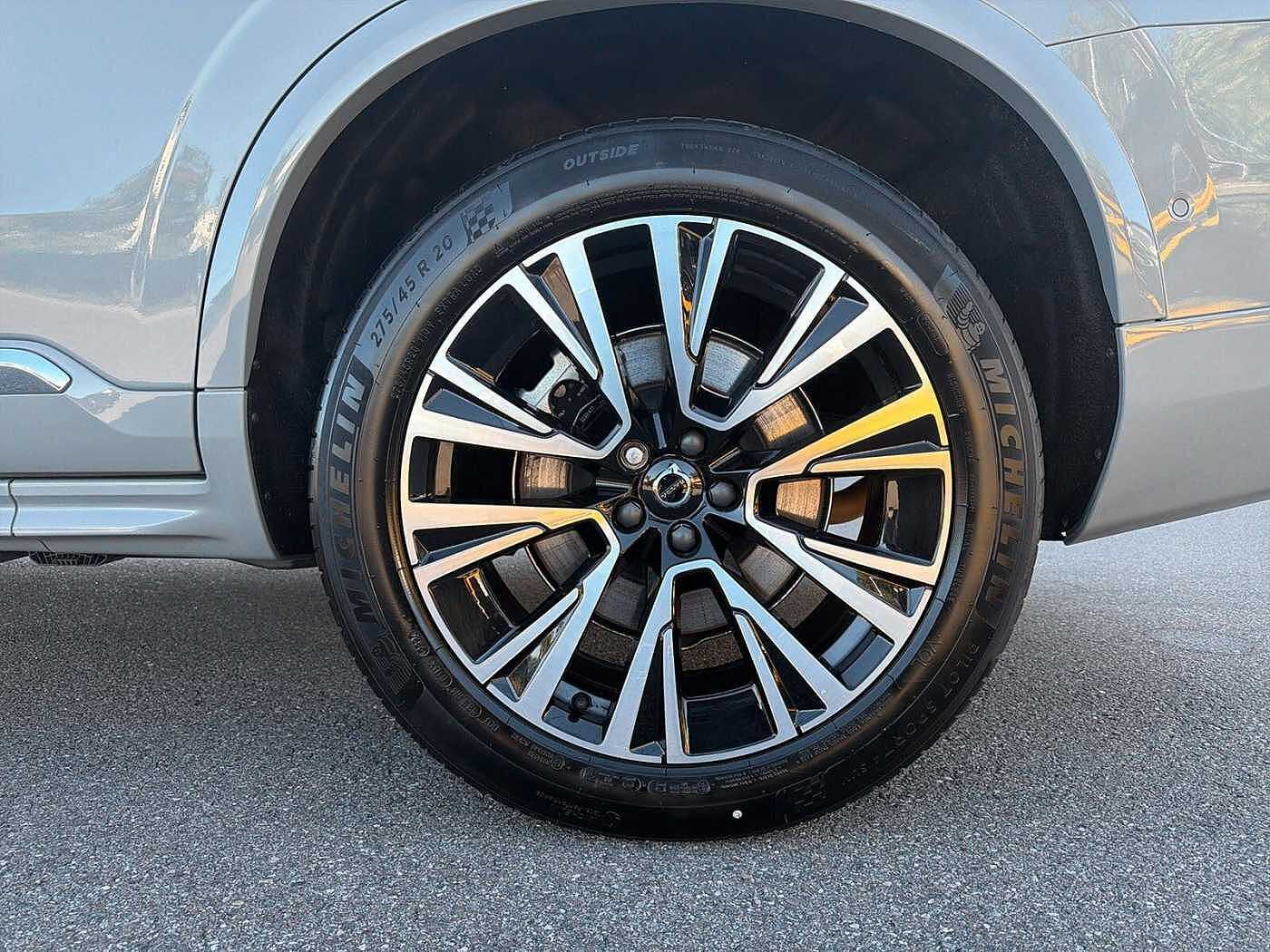 Volvo XC90 – Bild 2