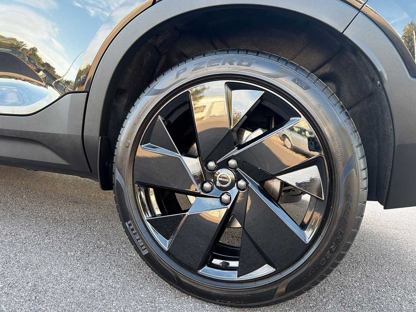 Volvo XC40 – Bild 2