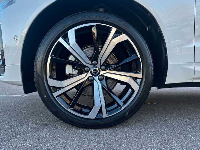 Volvo XC60 – Bild 2