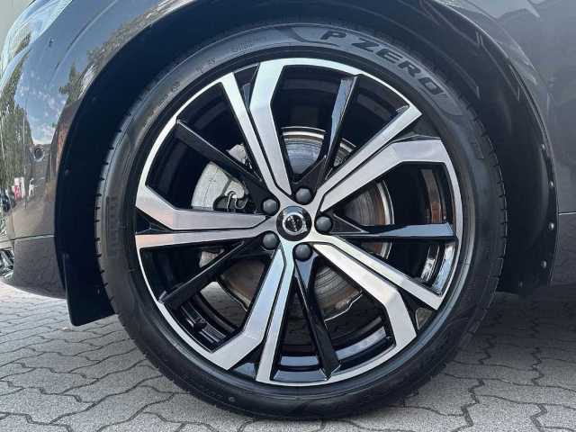 Volvo XC60 – Bild 2