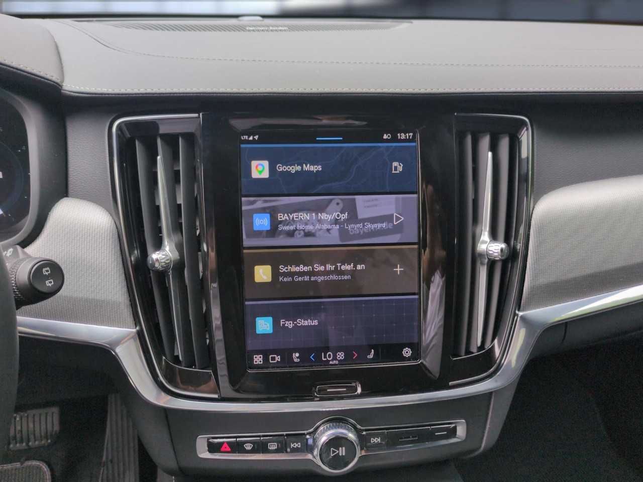 Volvo V90 Cross Country – Bild 13