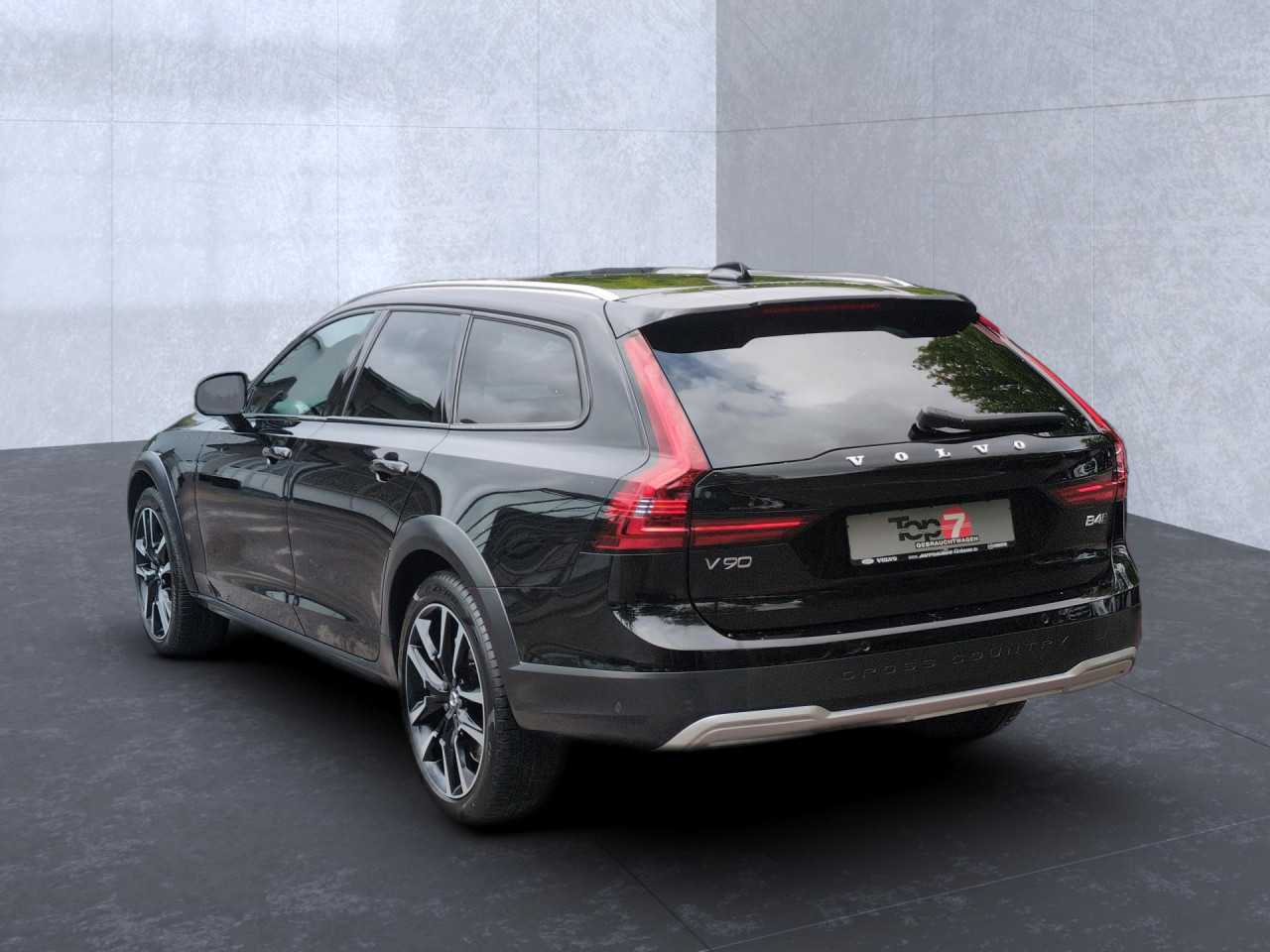 Volvo V90 Cross Country – Bild 3