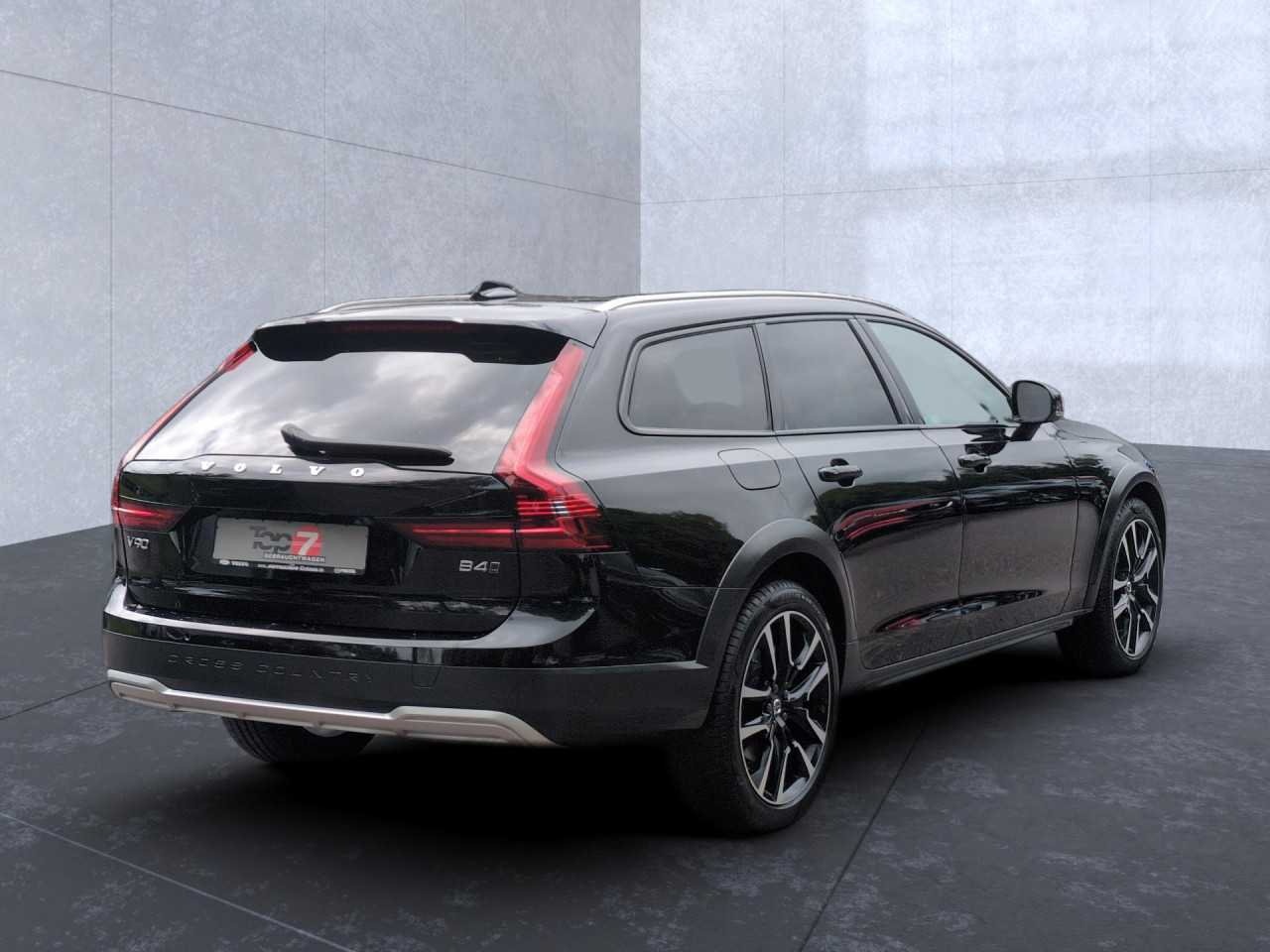 Volvo V90 Cross Country – Bild 4