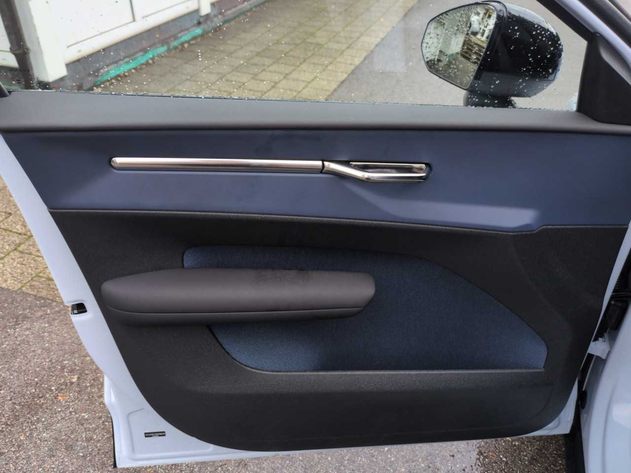 Volvo EX30 – Bild 13
