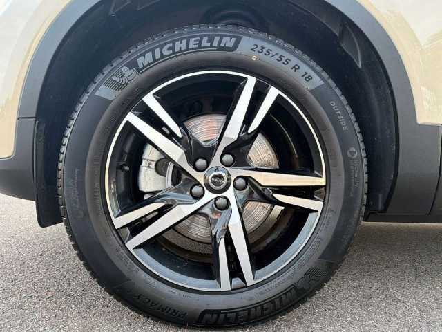 Volvo XC40 – Bild 2