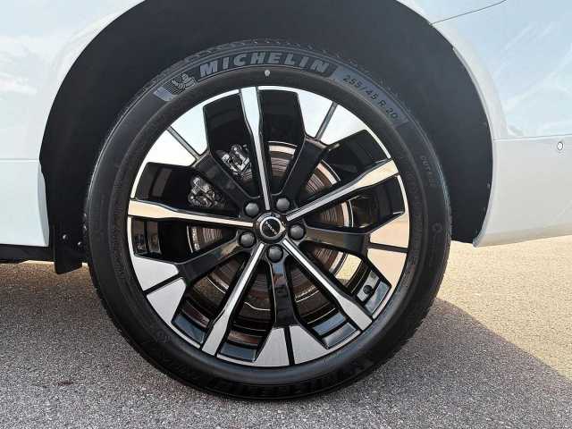 Volvo XC60 – Bild 2
