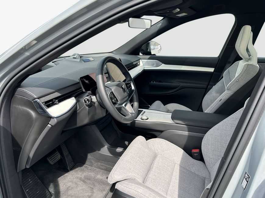 Volvo EX90 – Bild 7