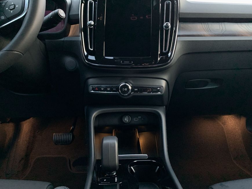 Volvo XC40 Recharge – Bild 14