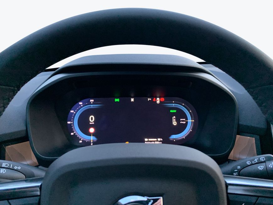Volvo XC40 Recharge – Bild 17