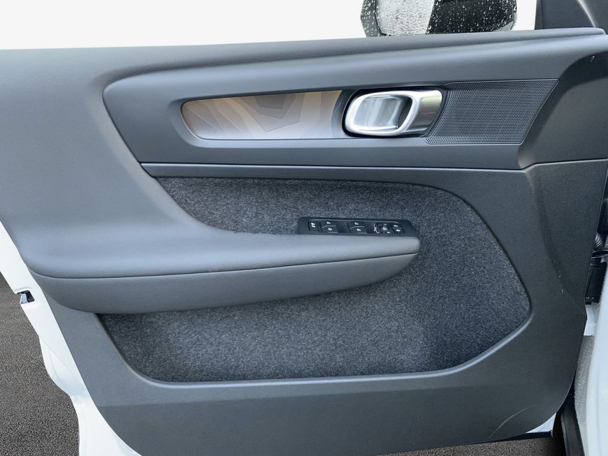 Volvo XC40 Recharge – Bild 19