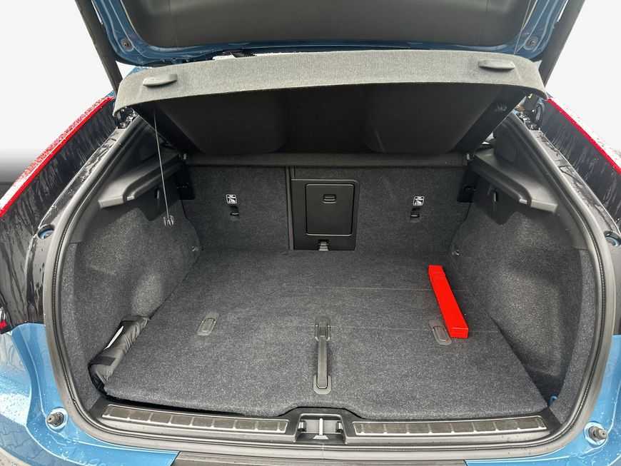Volvo C40 Recharge – Bild 11