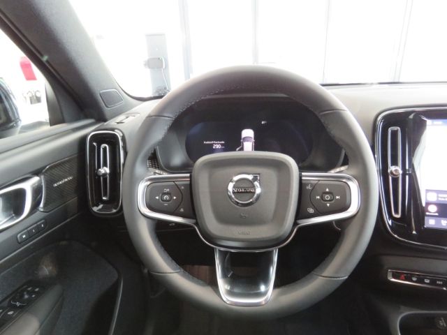 Volvo XC40 – Bild 12