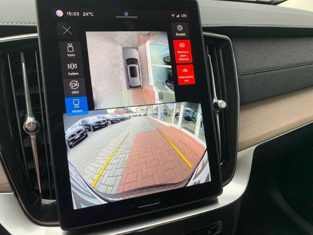Volvo XC90 – Bild 17