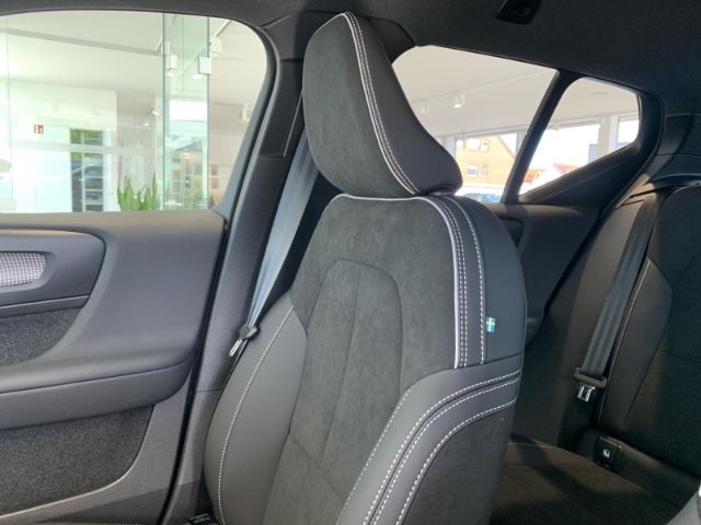 Volvo XC40 – Bild 16