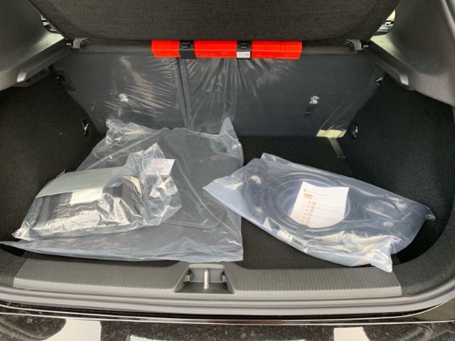Volvo EX30 – Bild 12