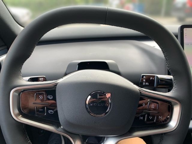 Volvo EX30 – Bild 8