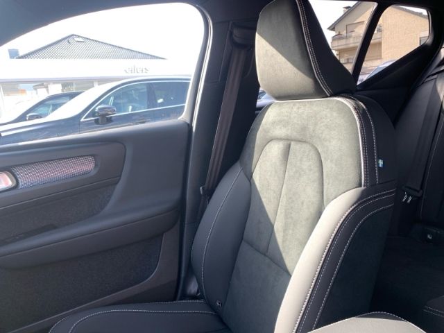 Volvo EX40 – Bild 17