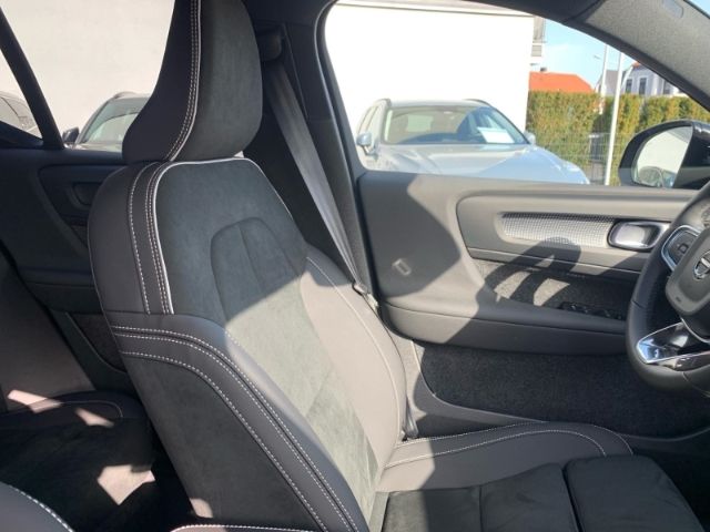 Volvo EX40 – Bild 19